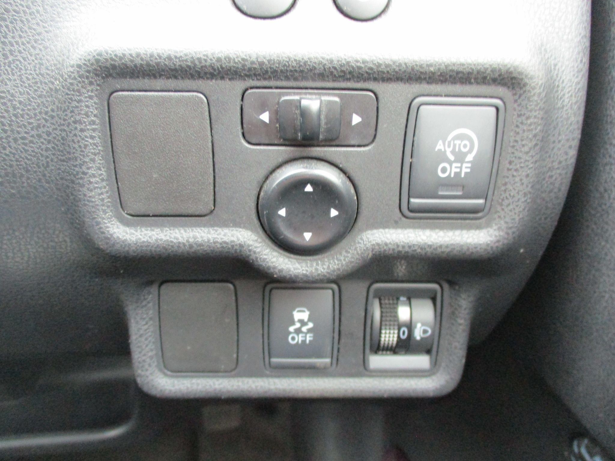 Nissan Note Image 31