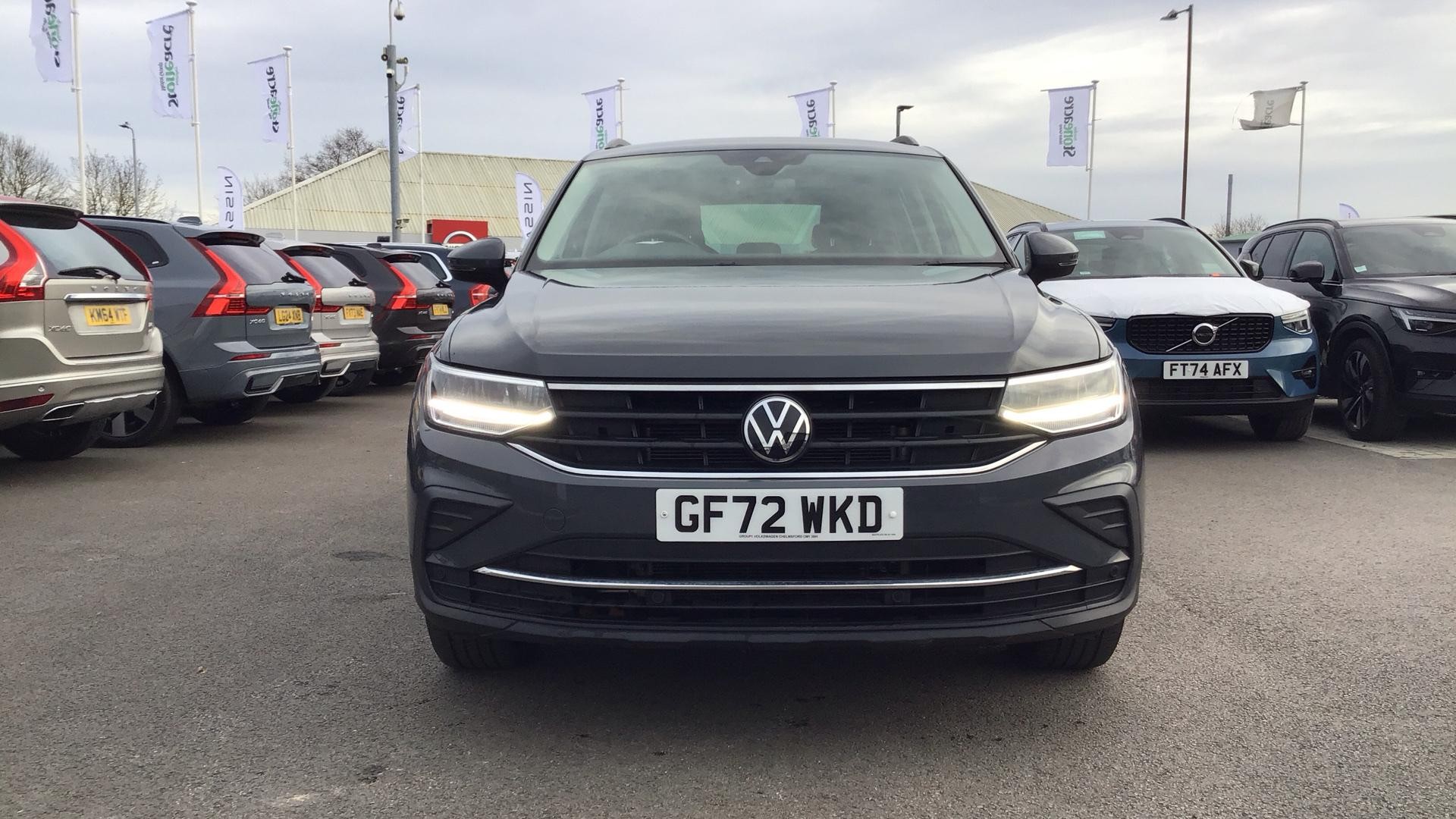 Volkswagen Tiguan Image 12