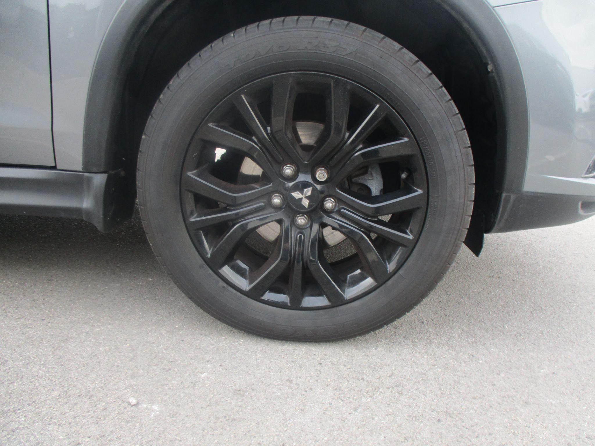 Mitsubishi ASX Image 9