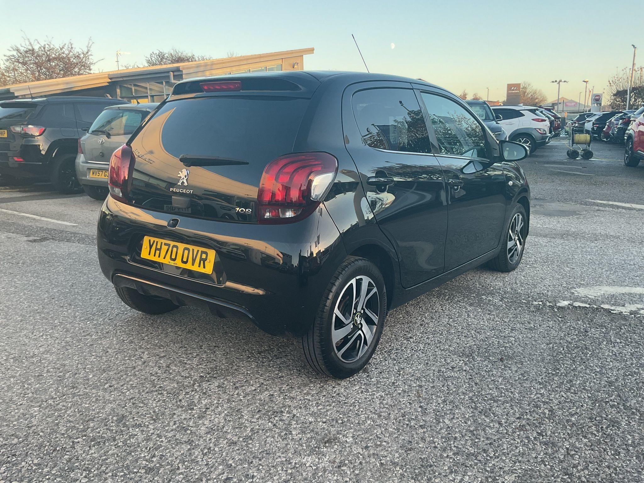 Peugeot 108 Image 3