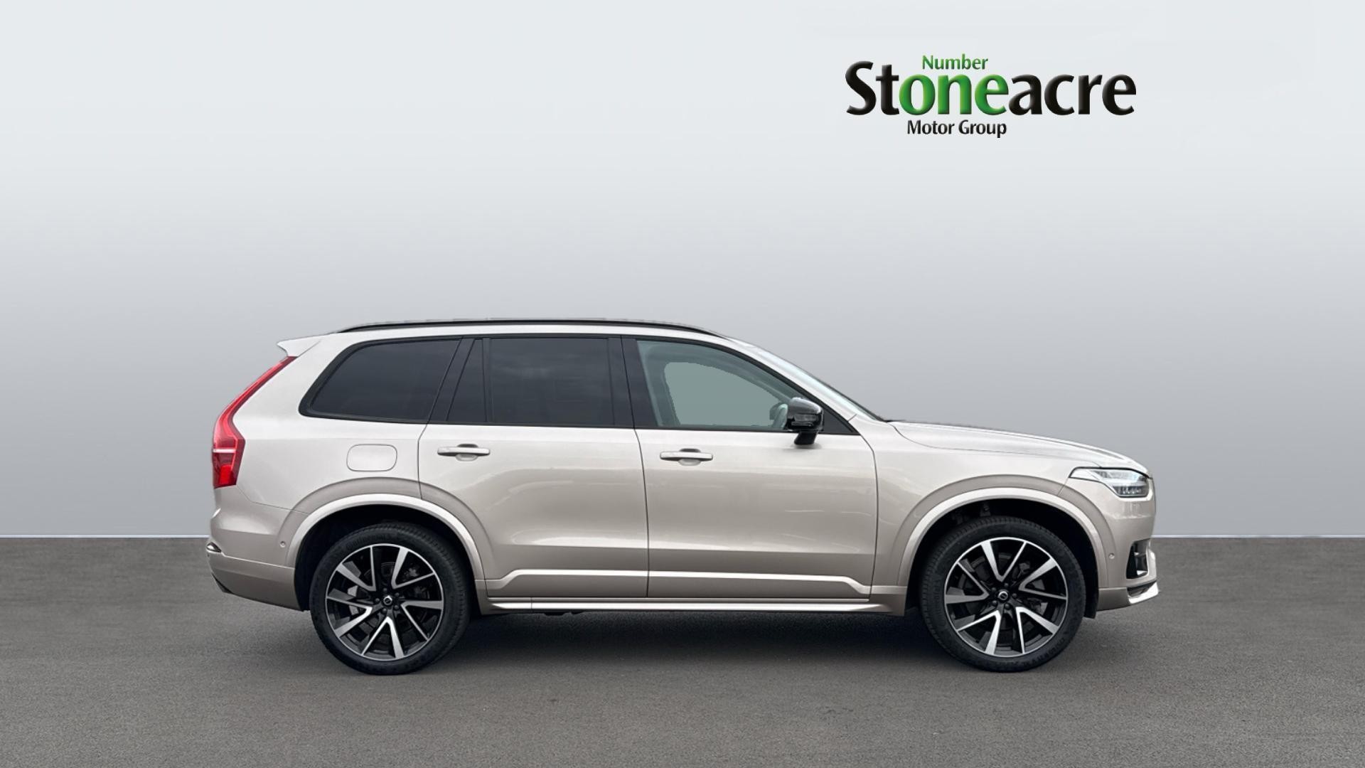 Volvo XC90 Image 3