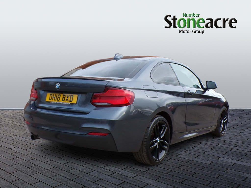 BMW 2 Series Image 3