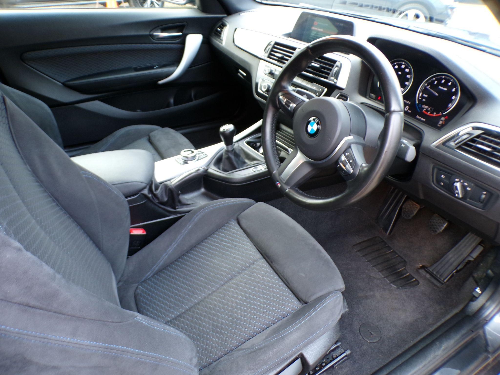 BMW 2 Series Image 11