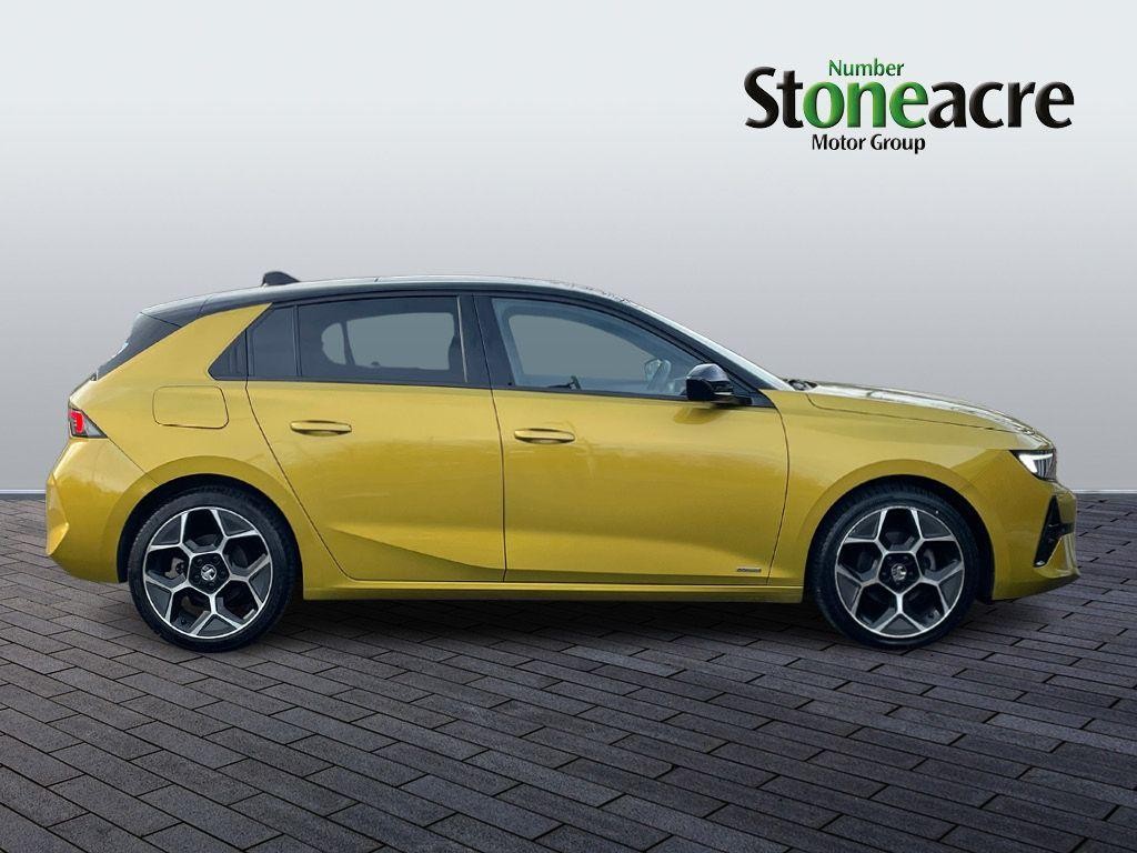 Vauxhall Astra Image 2