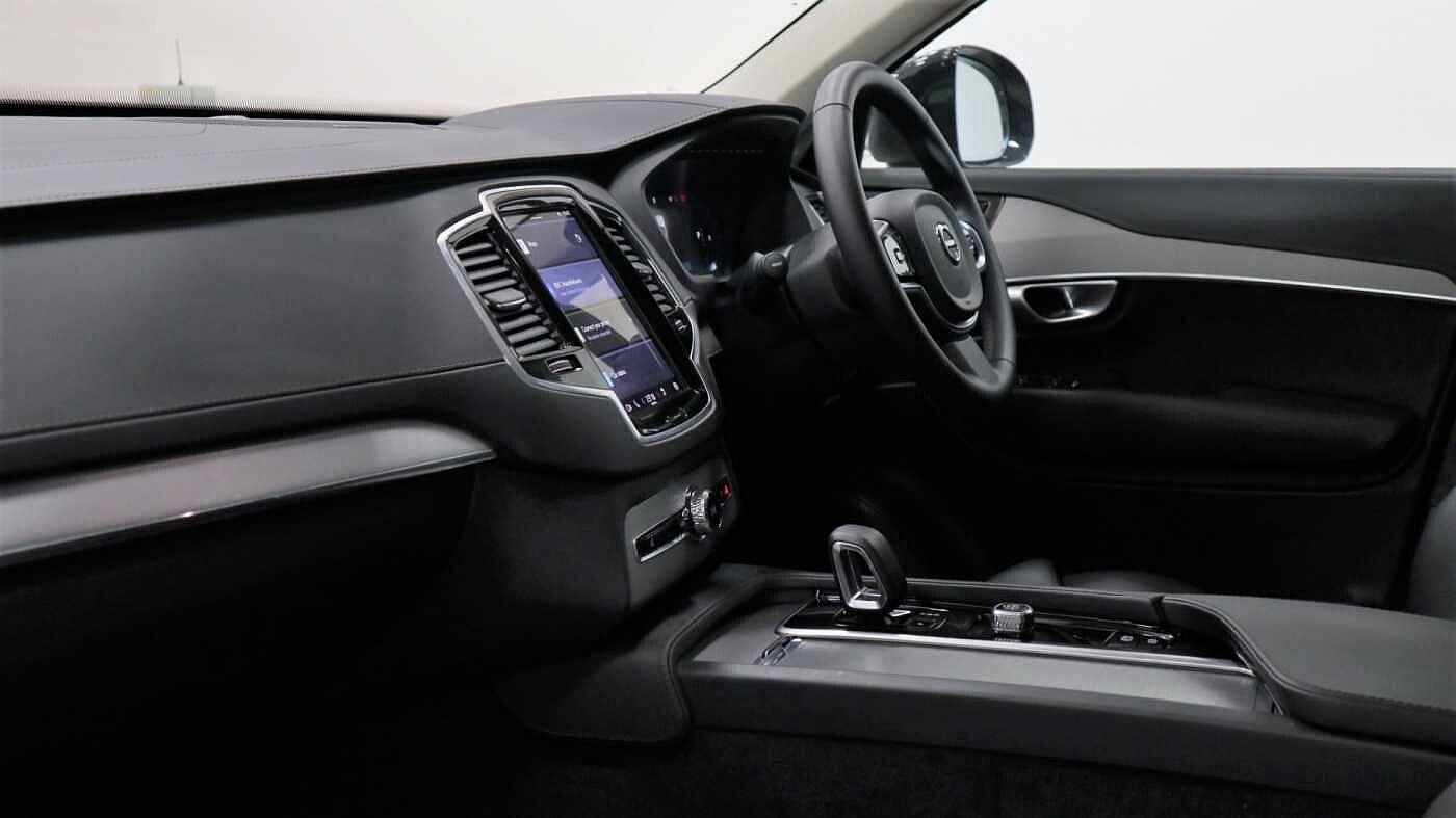 Volvo XC90 Image 6