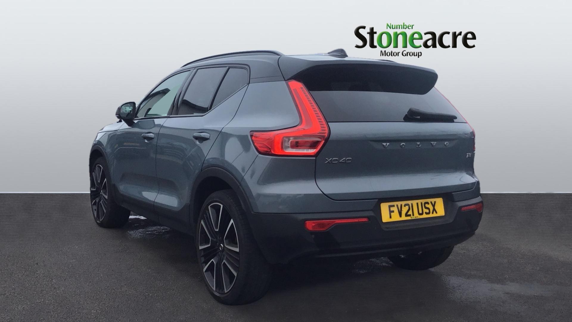 Volvo XC40 Image 2