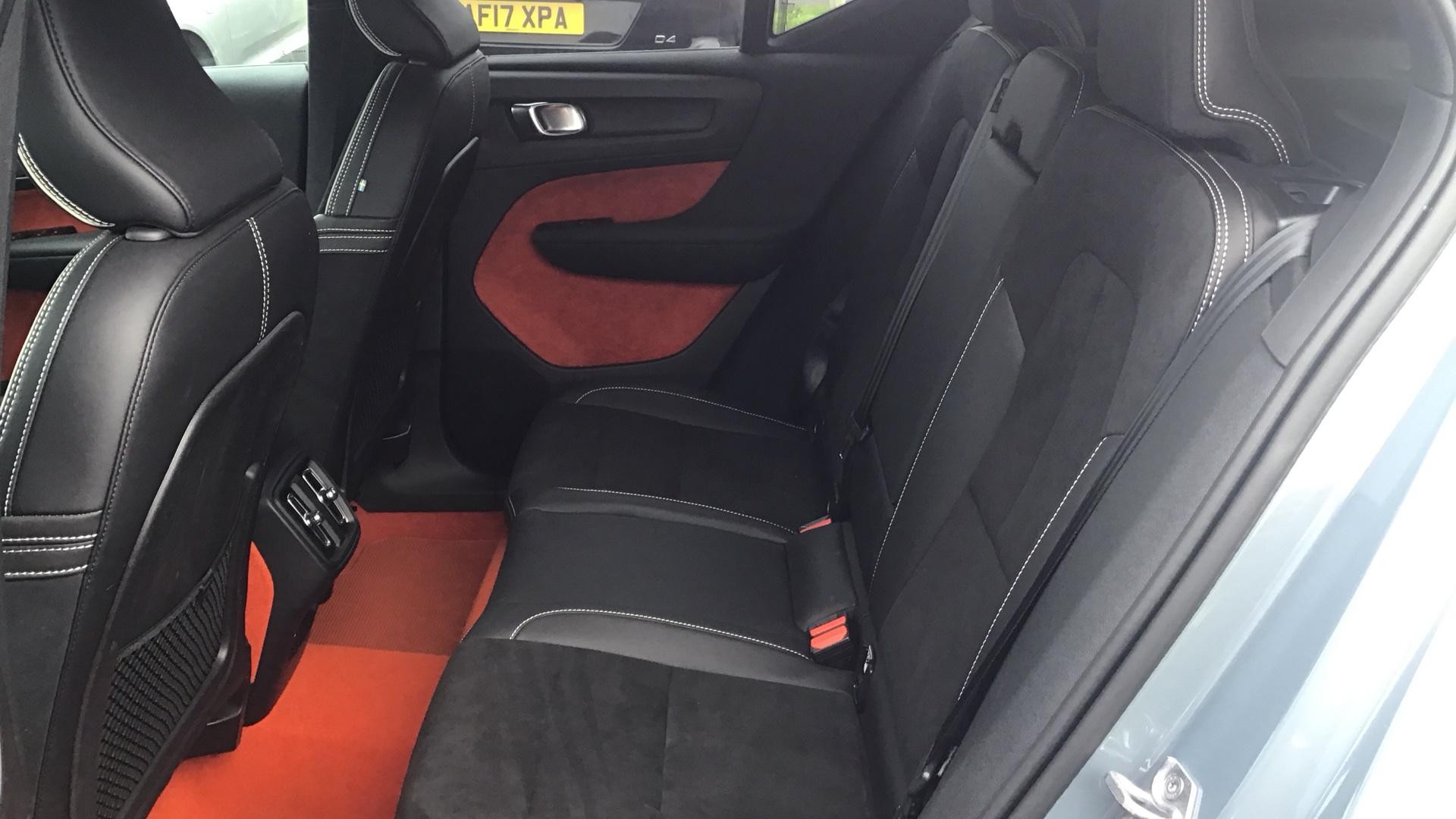 Volvo XC40 Image 10