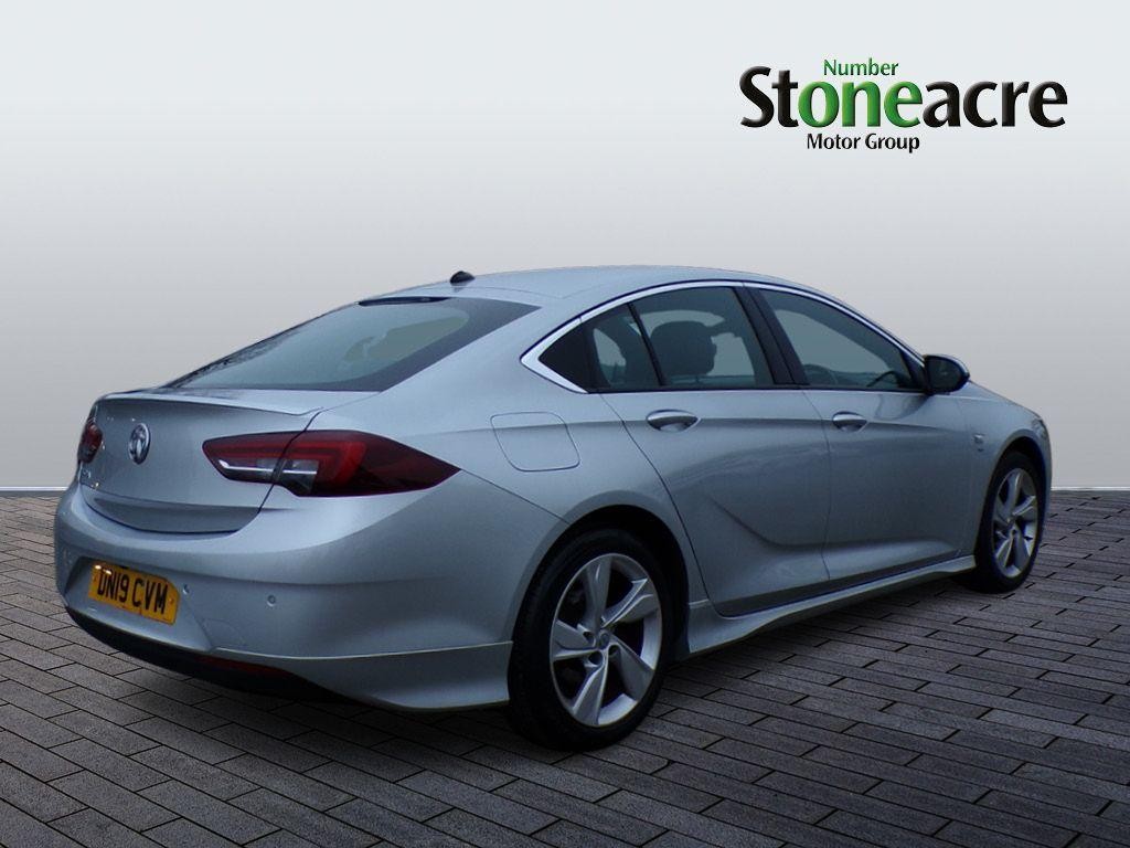 Vauxhall Insignia Image 3