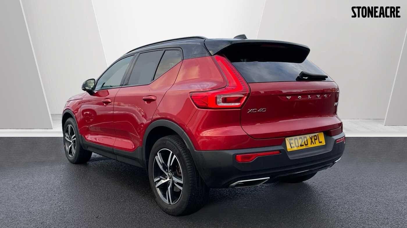 Volvo XC40 Image 2