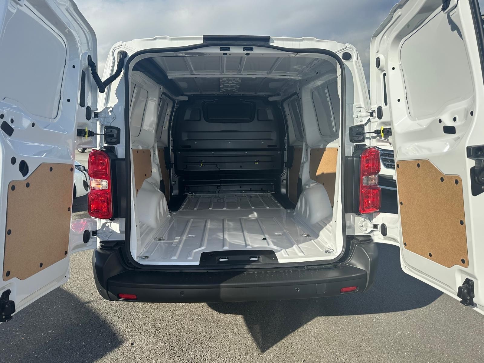 Fiat Scudo Panel Van Image 3