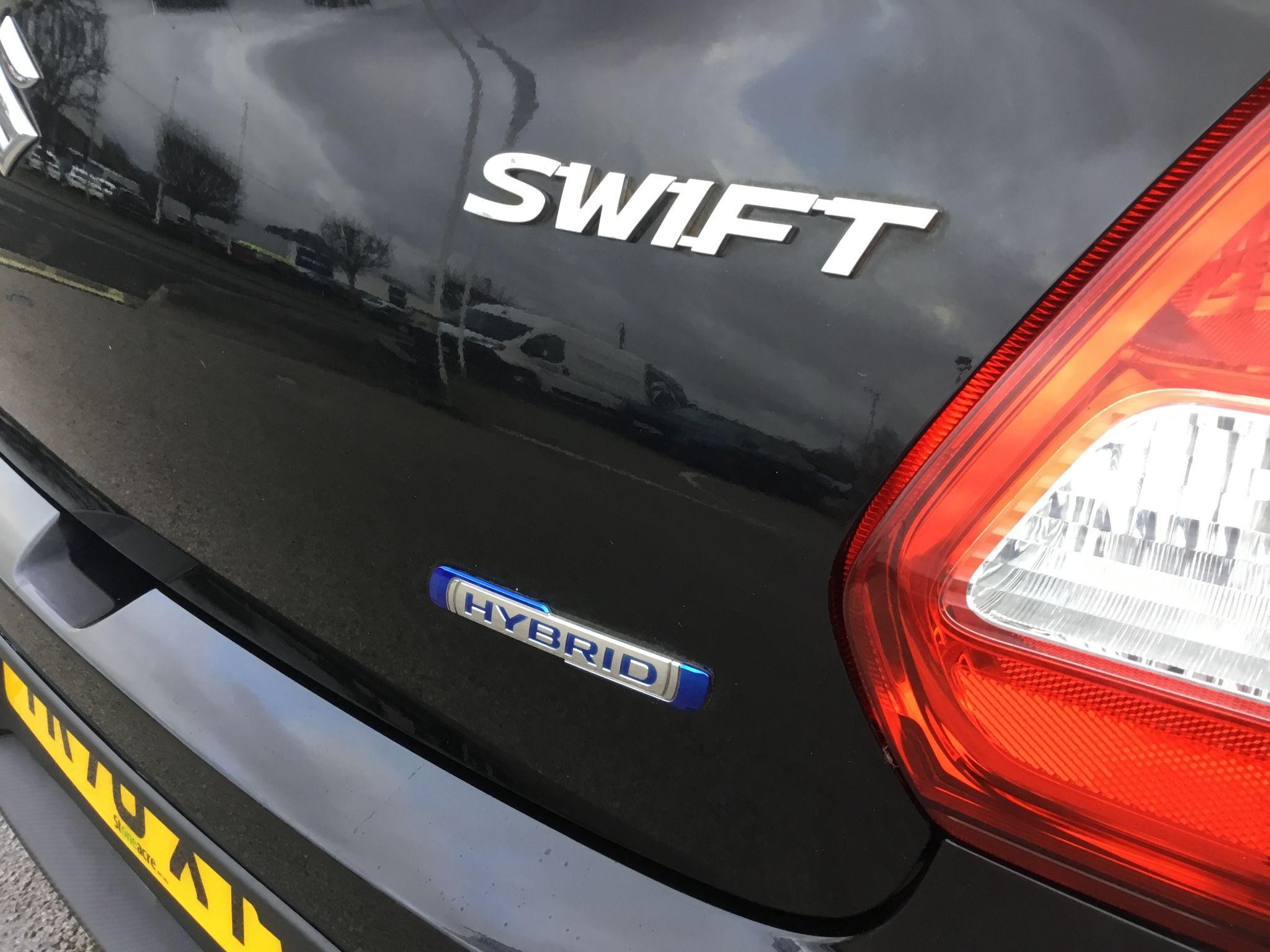 Suzuki Swift Image 20