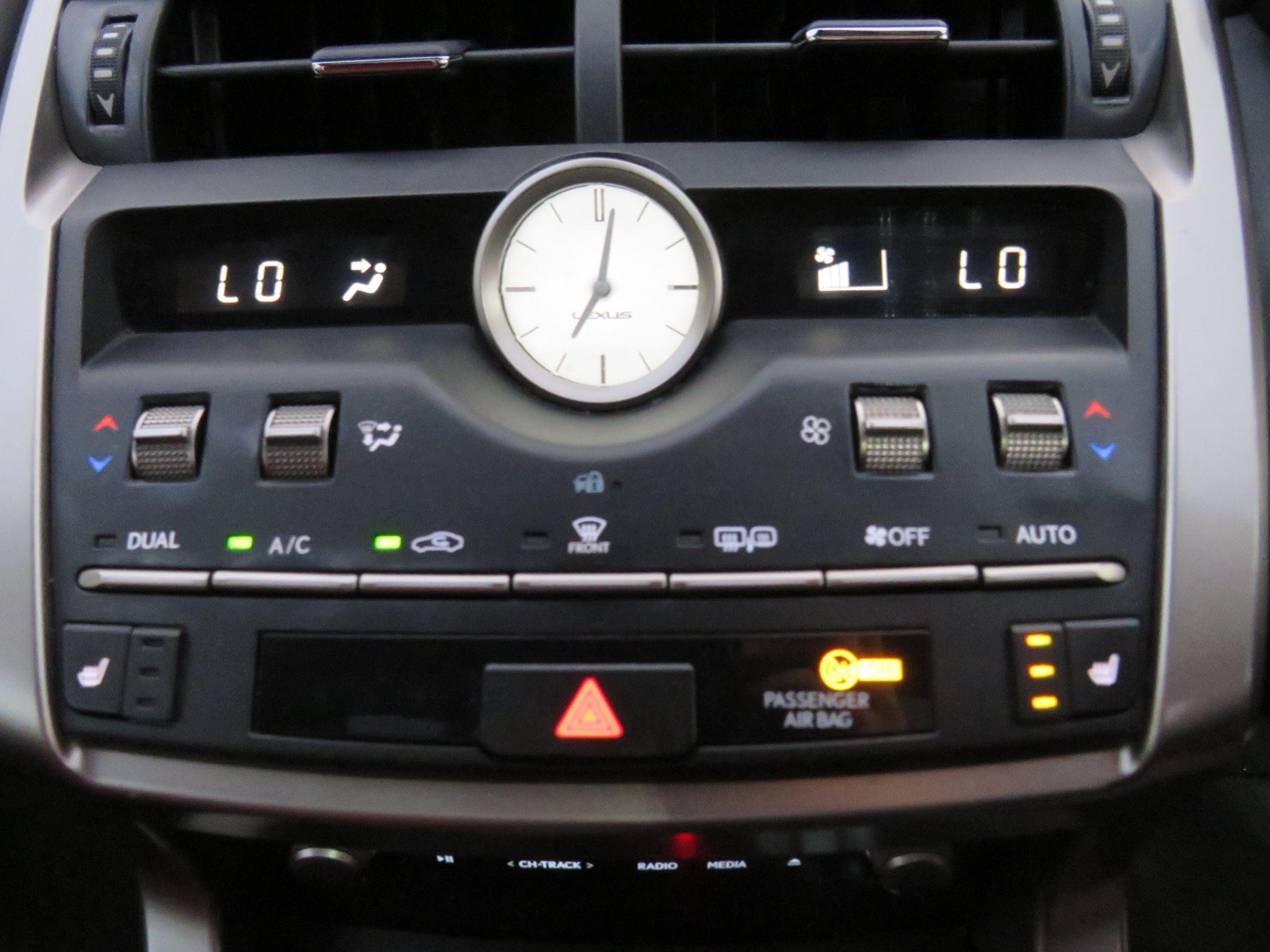 Lexus NX Self-Charging Hybrid Image 32