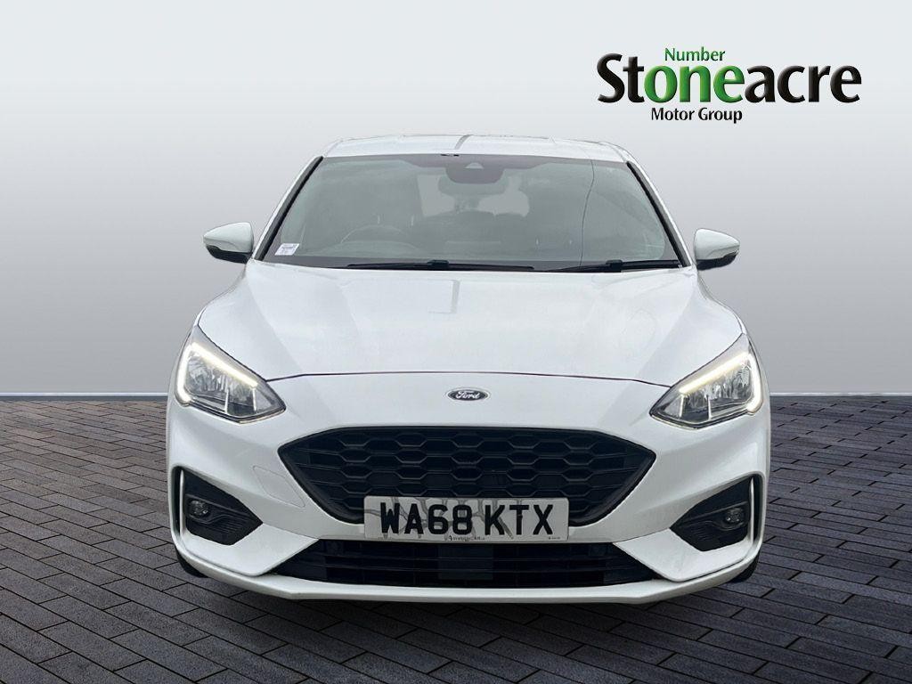 Ford Focus Image 8