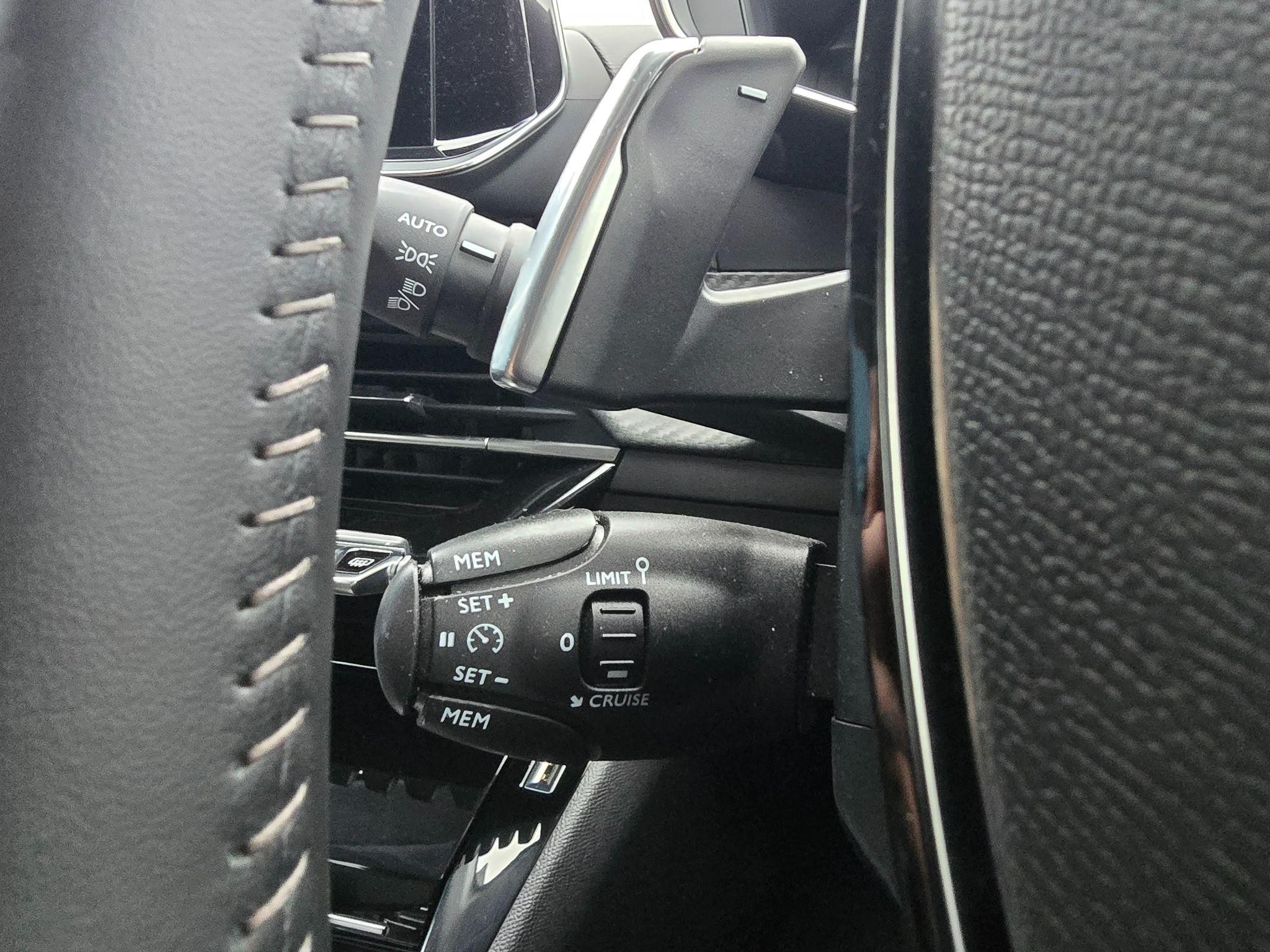 Peugeot 208 Image 30