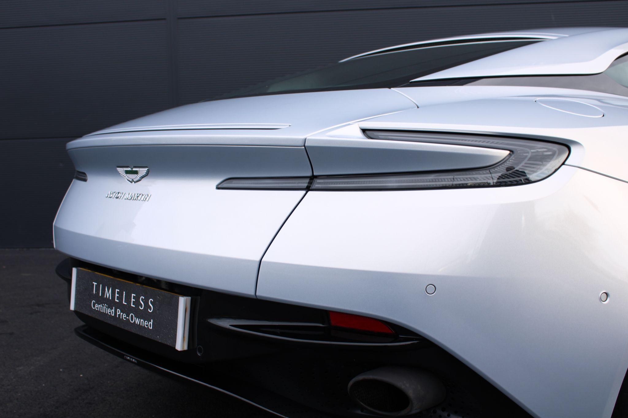 Aston Martin DB11 Image 8