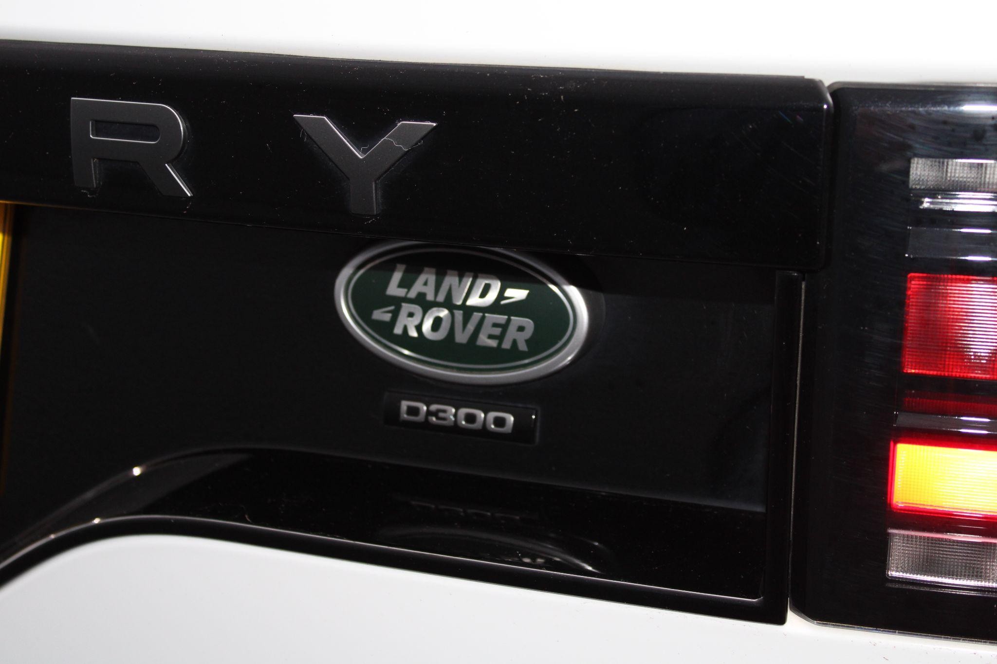 Land Rover Discovery Image 34