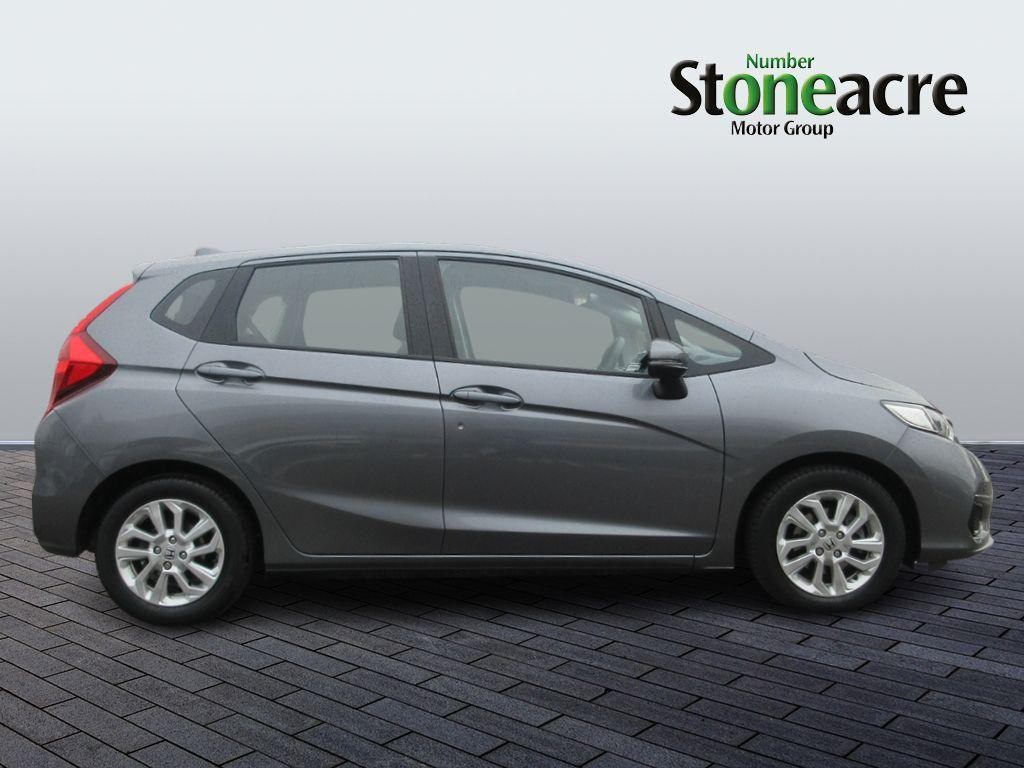 Honda Jazz Image 2