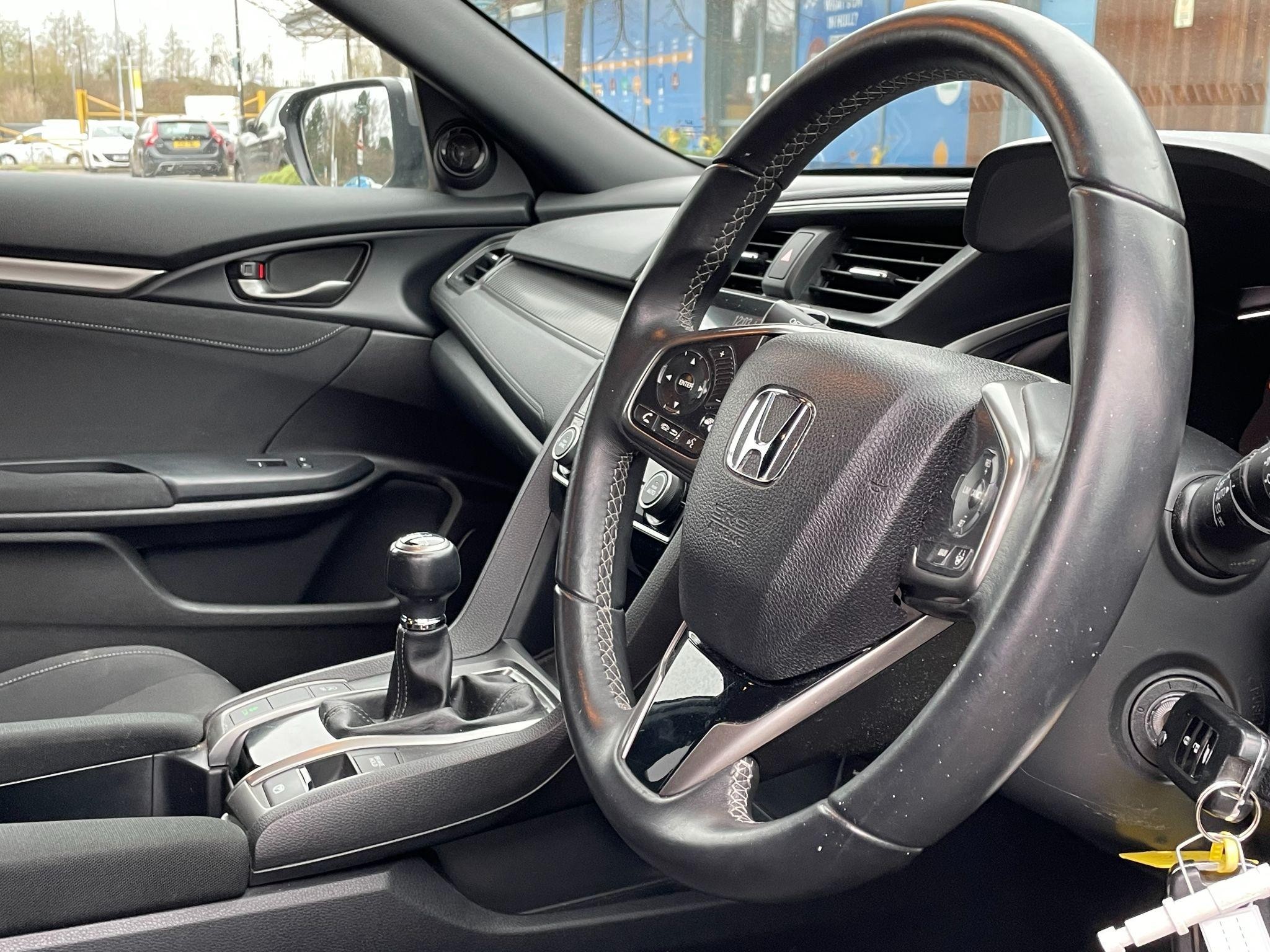 Honda Civic Image 22