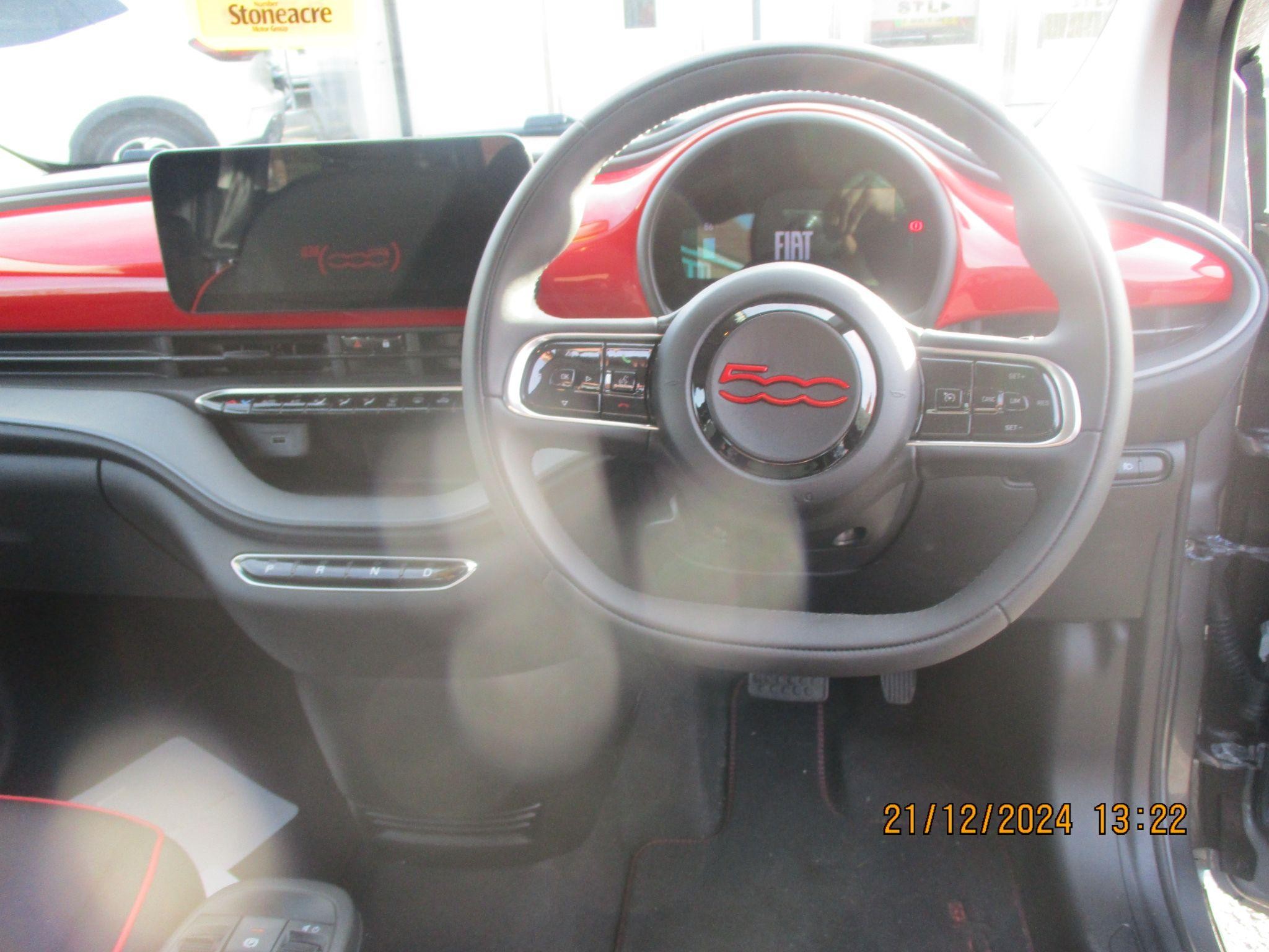 Fiat 500e Image 14