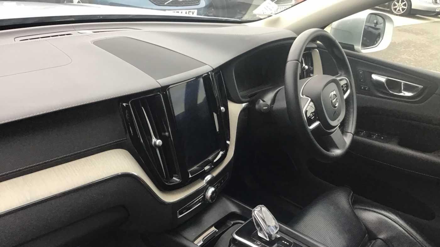 Volvo XC60 Image 5