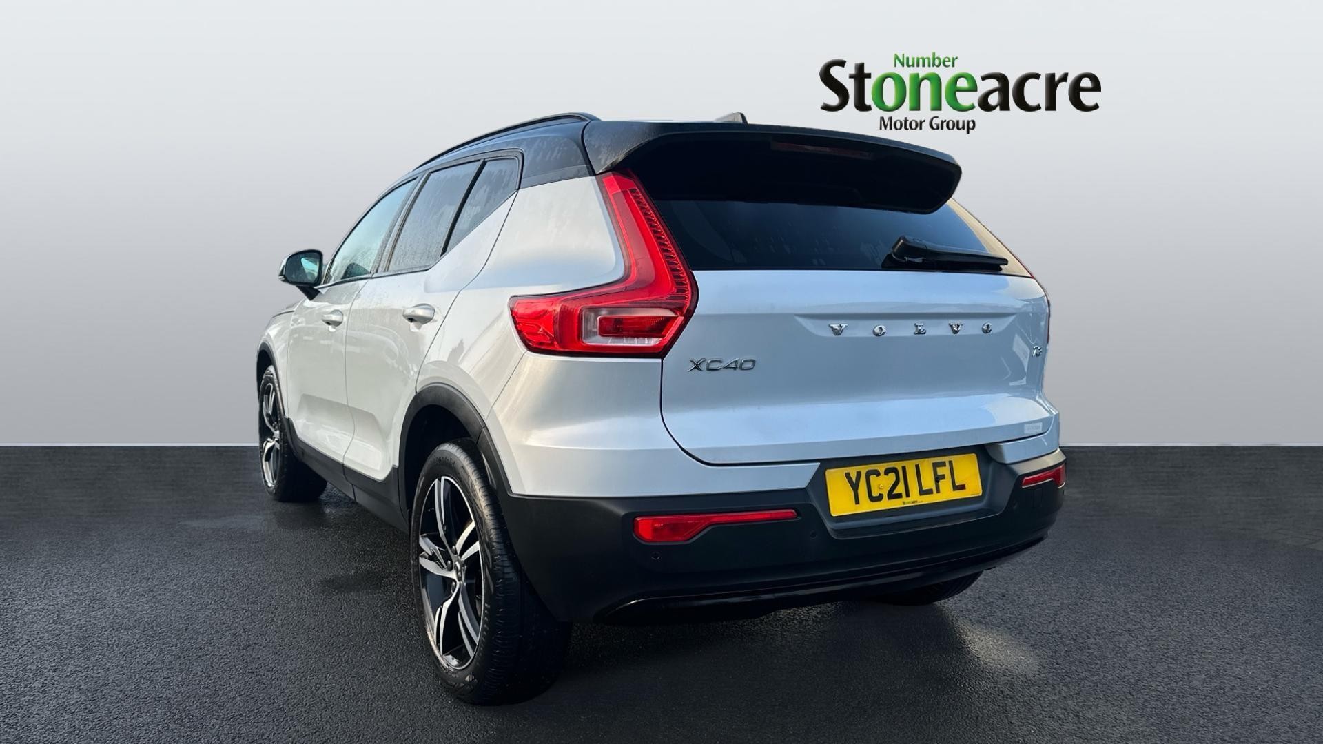 Volvo XC40 Image 2