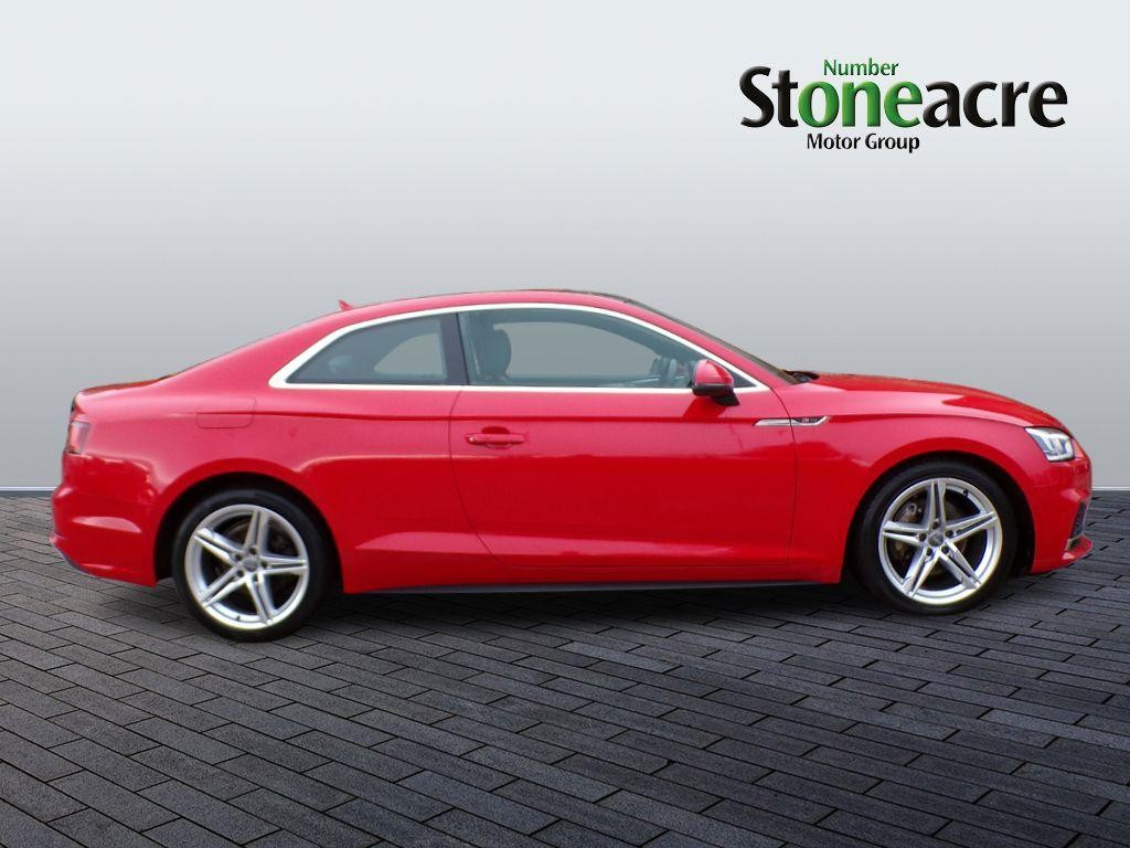 Audi A5 Image 2