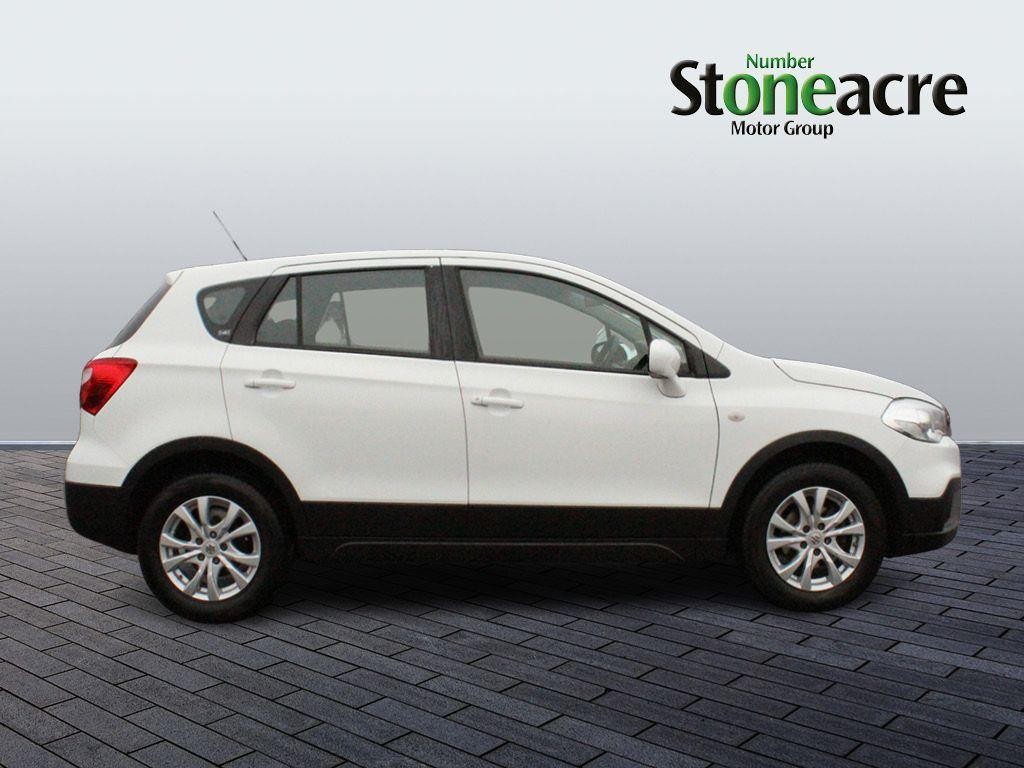 Suzuki SX4 S-Cross Image 2