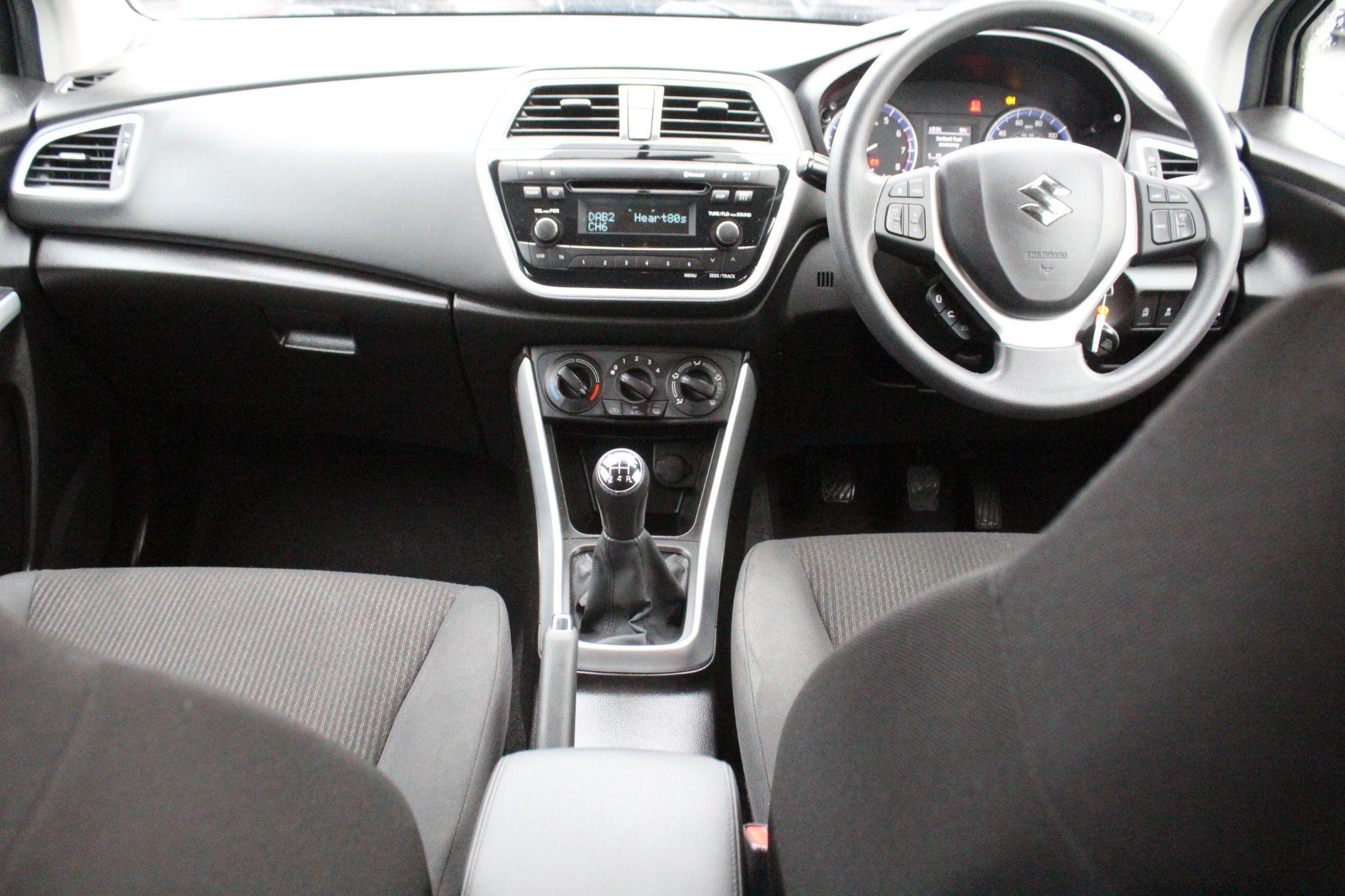 Suzuki SX4 S-Cross Image 12