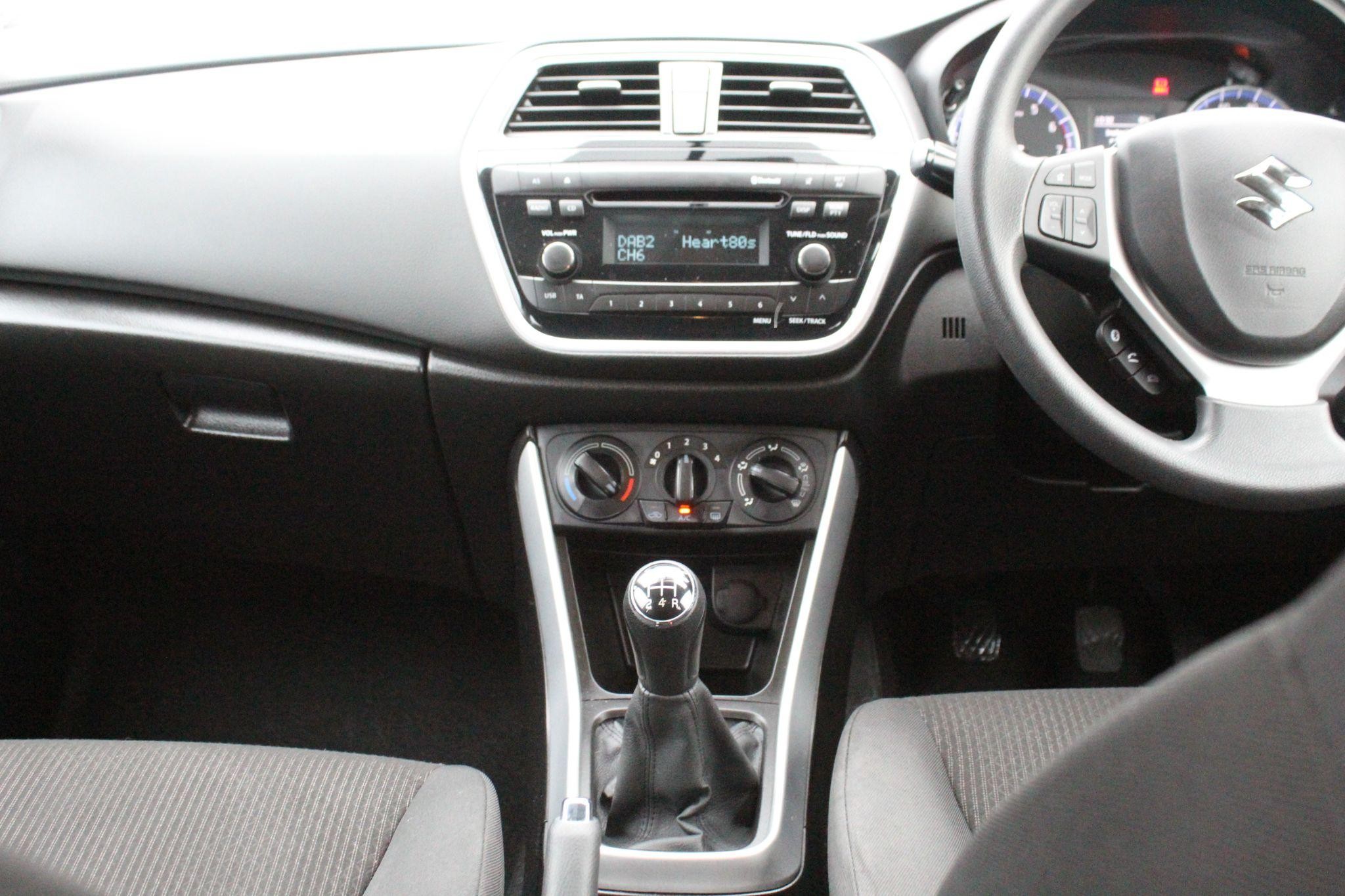 Suzuki SX4 S-Cross Image 18