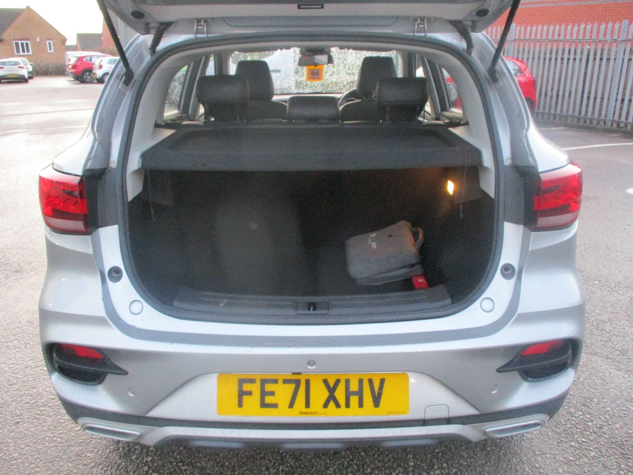 MG ZS Image 10