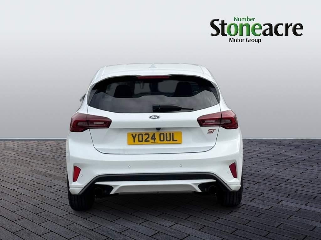 Ford Focus Image 4