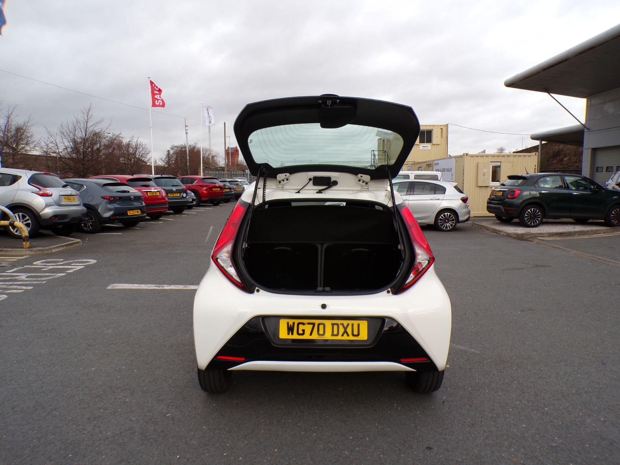 Toyota Aygo Image 14