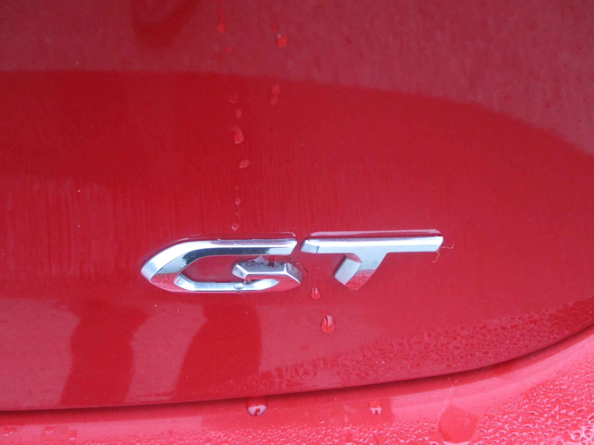 Peugeot 208 Image 12