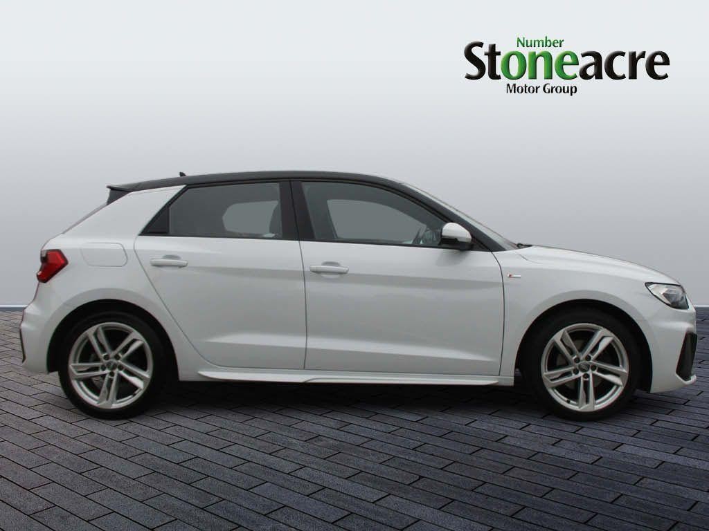 Audi A1 Image 2