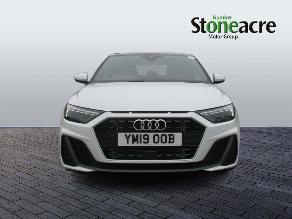 Audi A1 Image 8