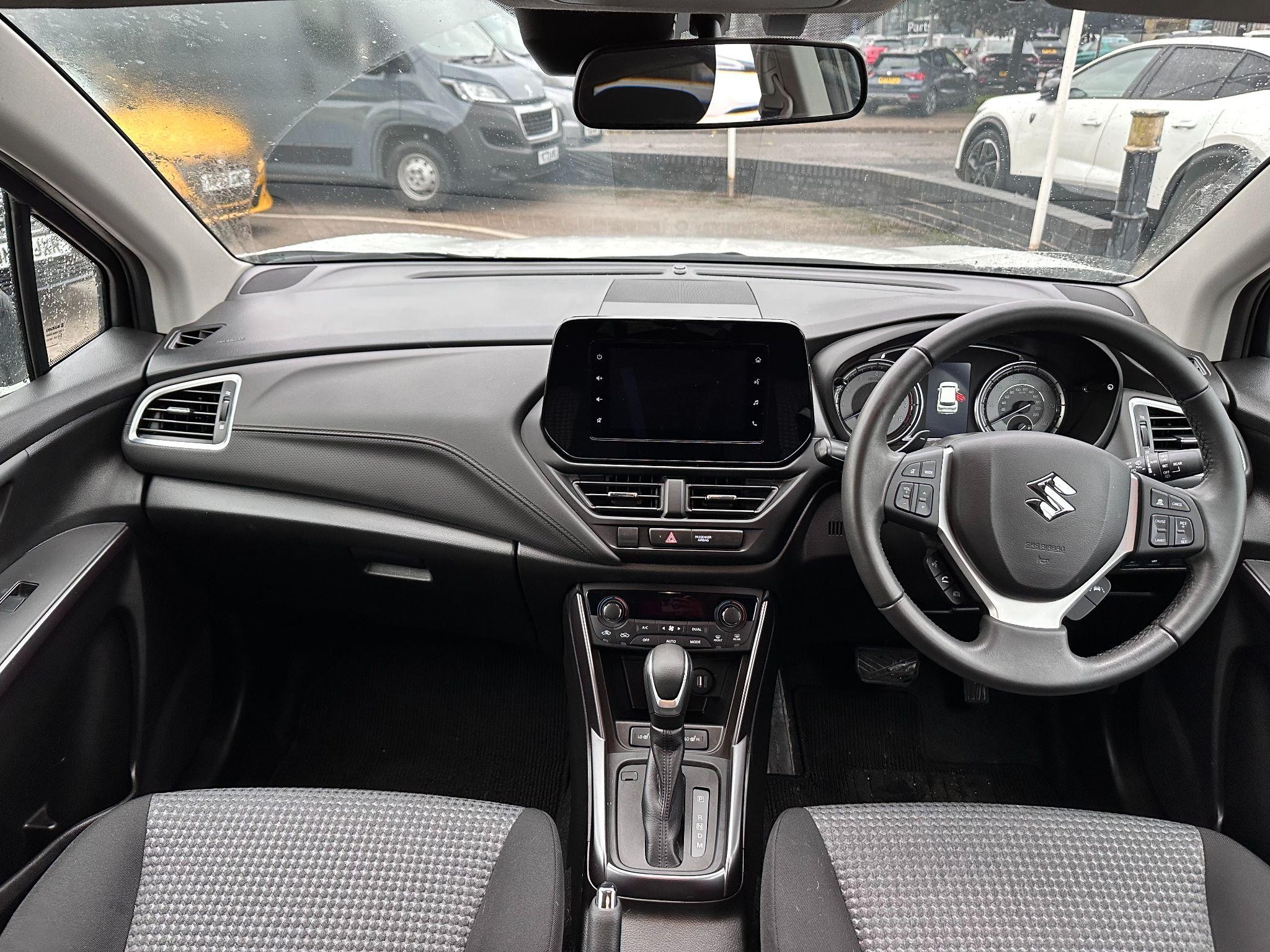 Suzuki SX4 S-Cross Image 10