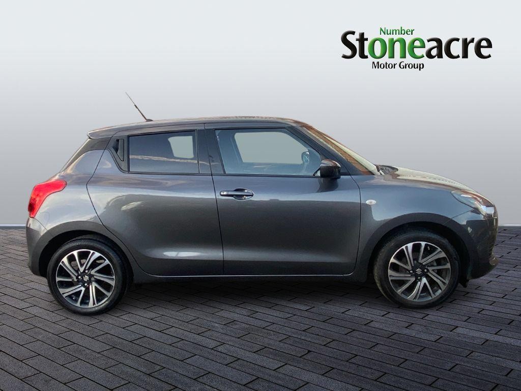 Suzuki Swift Image 2