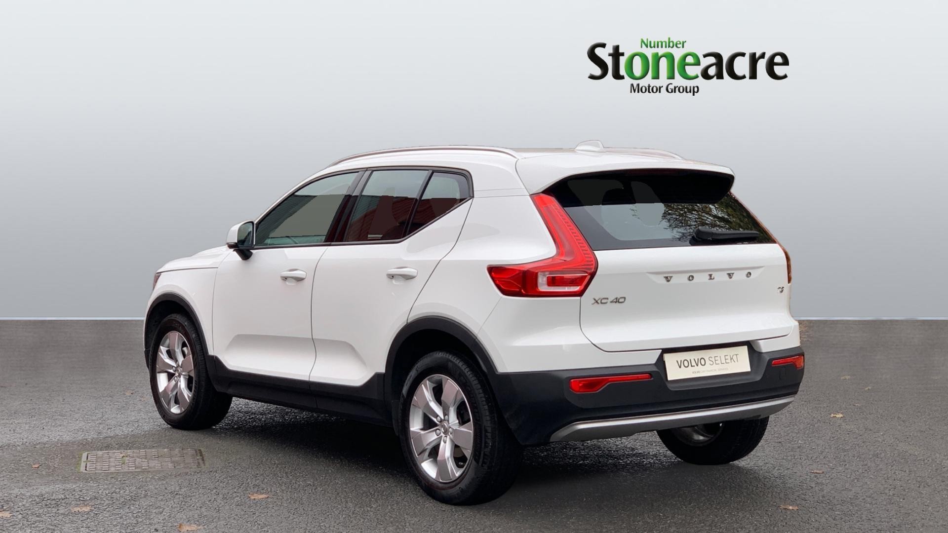 Volvo XC40 Image 2