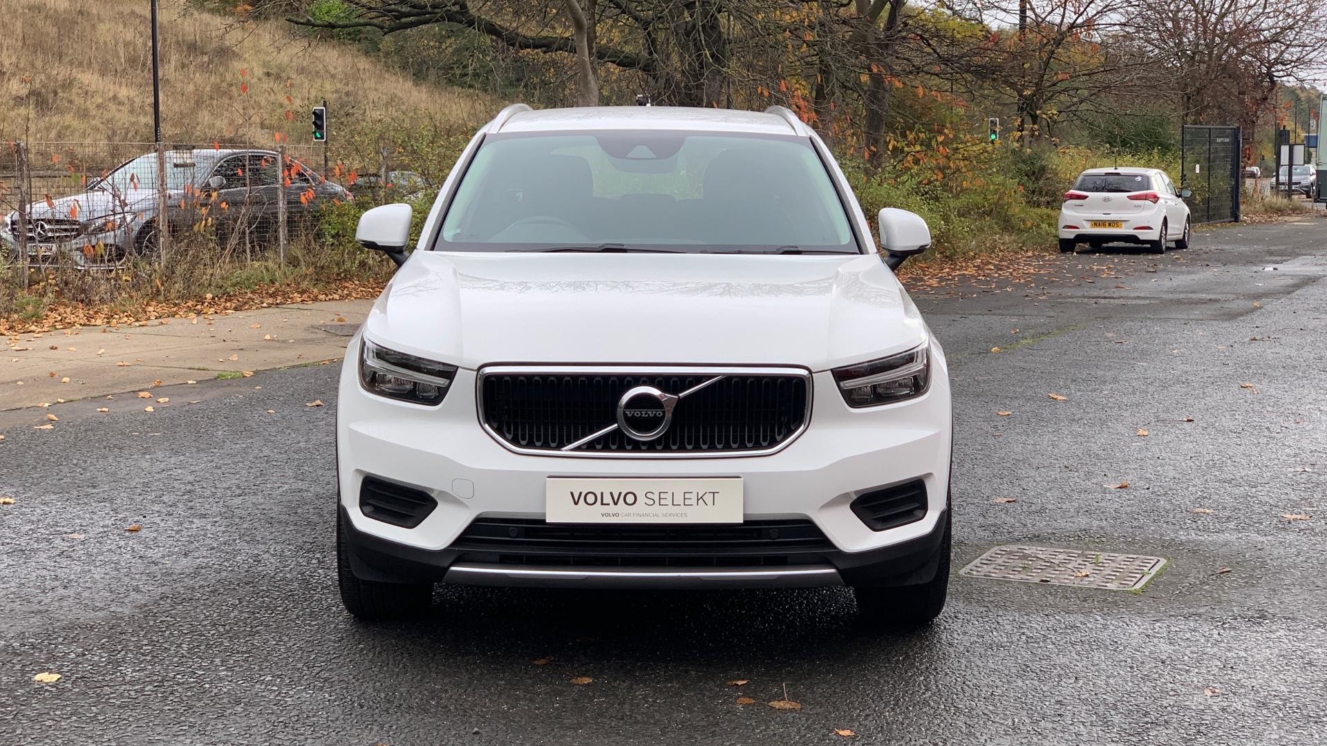 Volvo XC40 Image 12