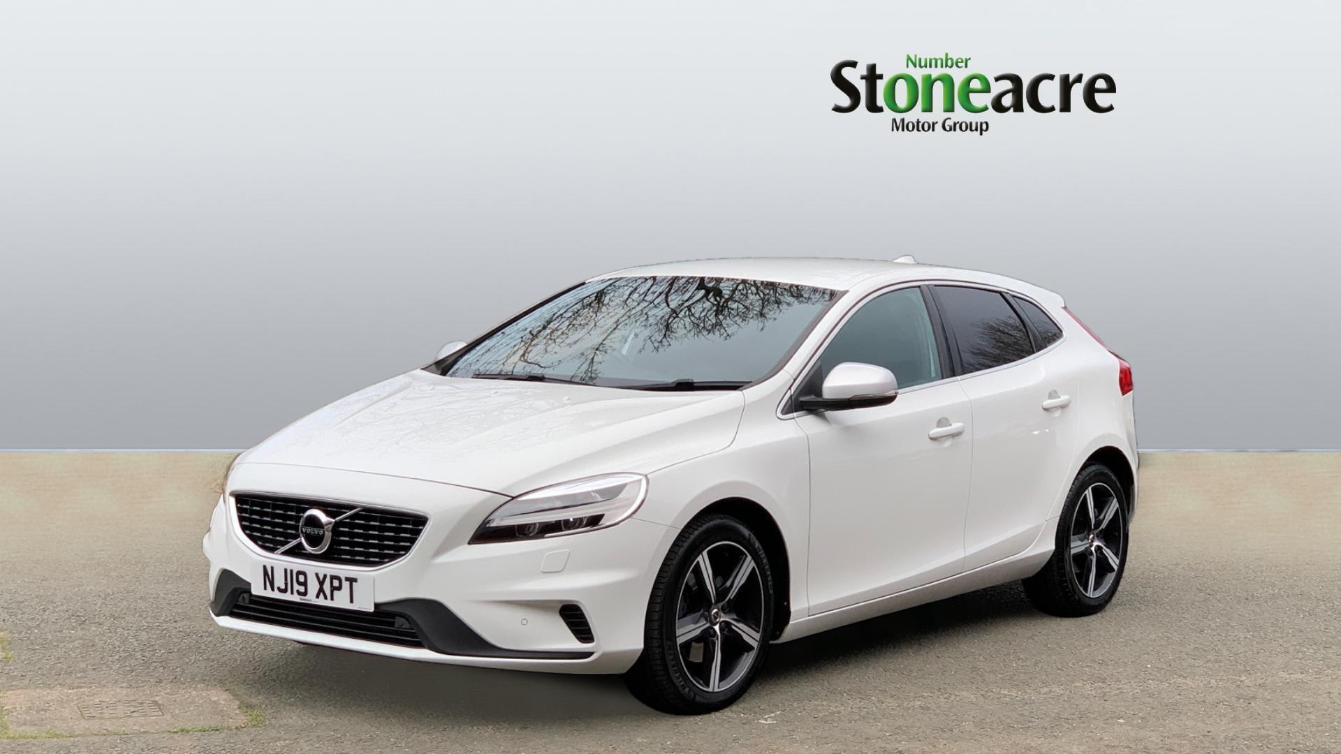 Volvo V40 Image 6