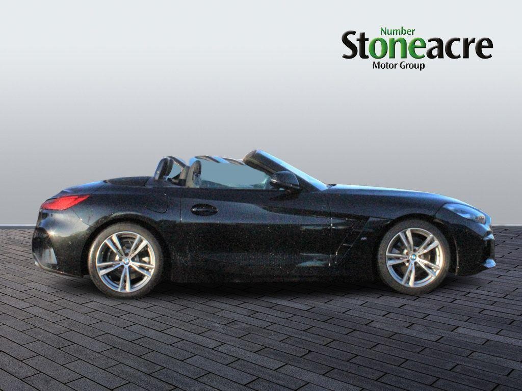 BMW Z4 Image 2