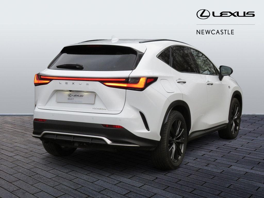 Lexus NX Image 5