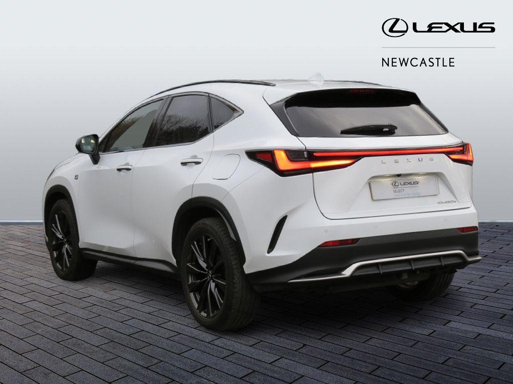 Lexus NX Image 7