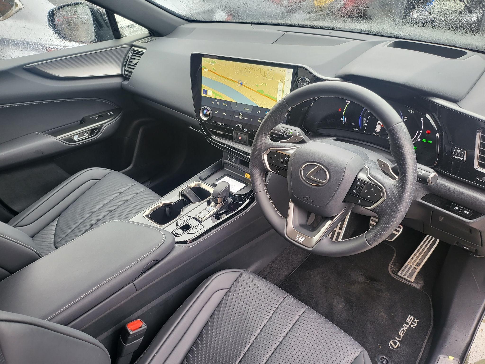 Lexus NX Image 13