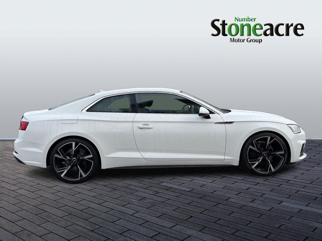 Audi A5 Image 2