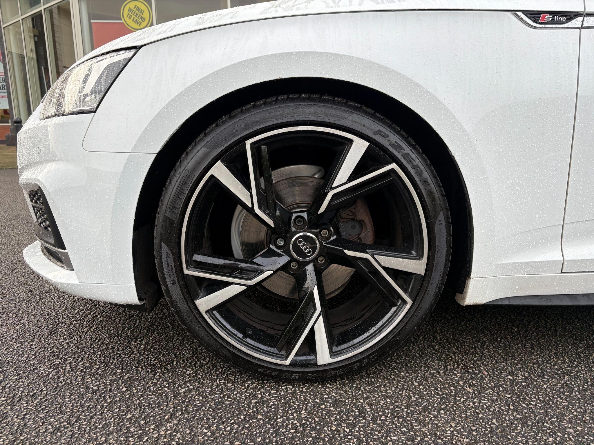 Audi A5 Image 13