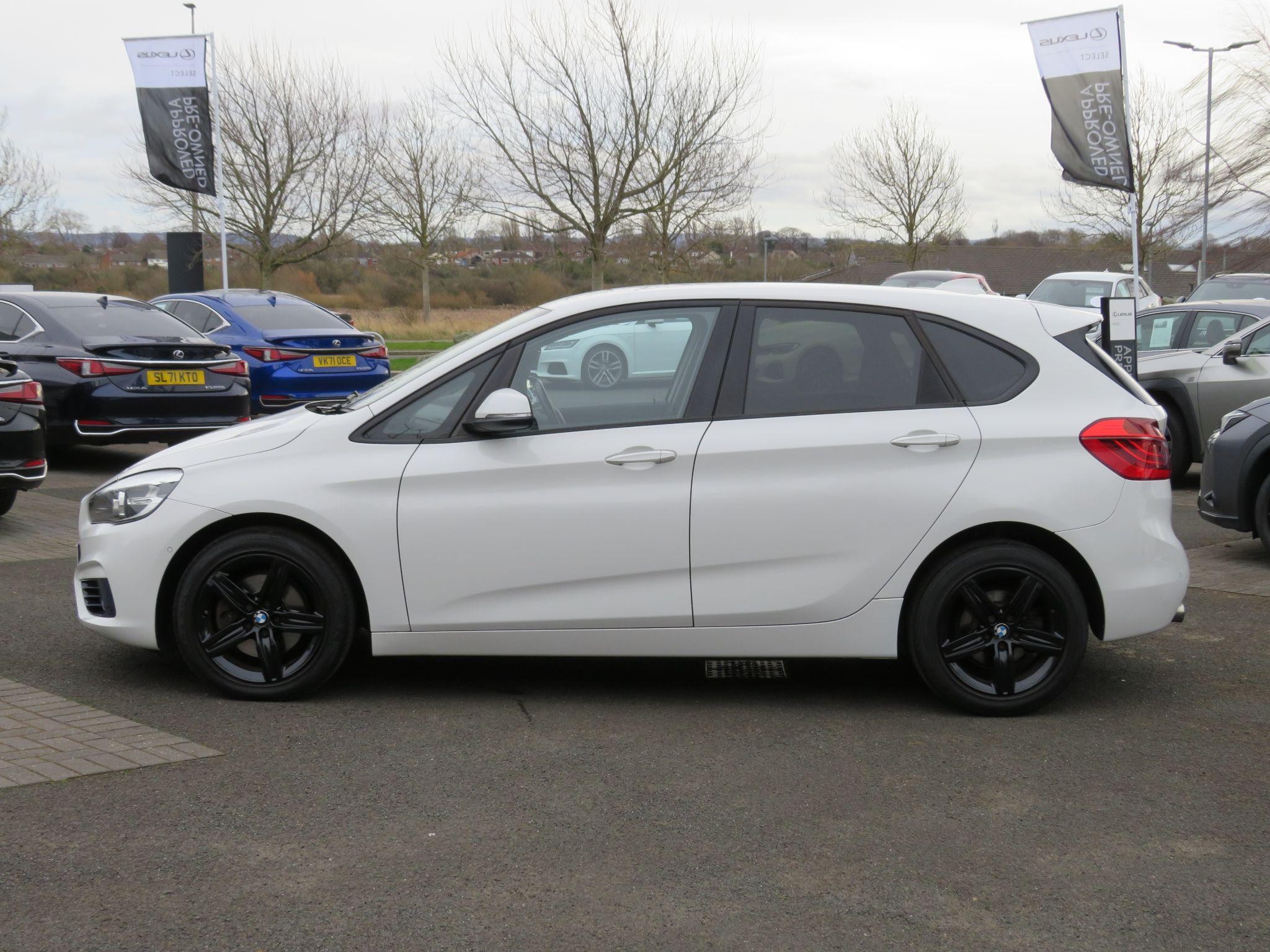 BMW 2 Series Active Tourer Image 6