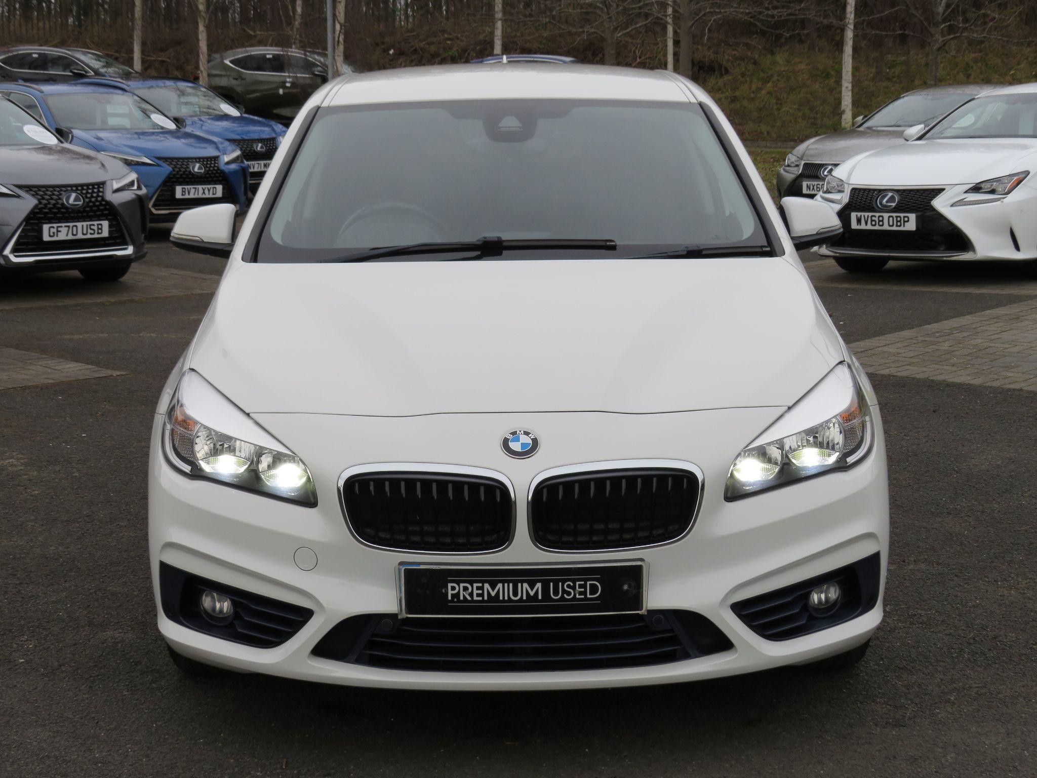 BMW 2 Series Active Tourer Image 8