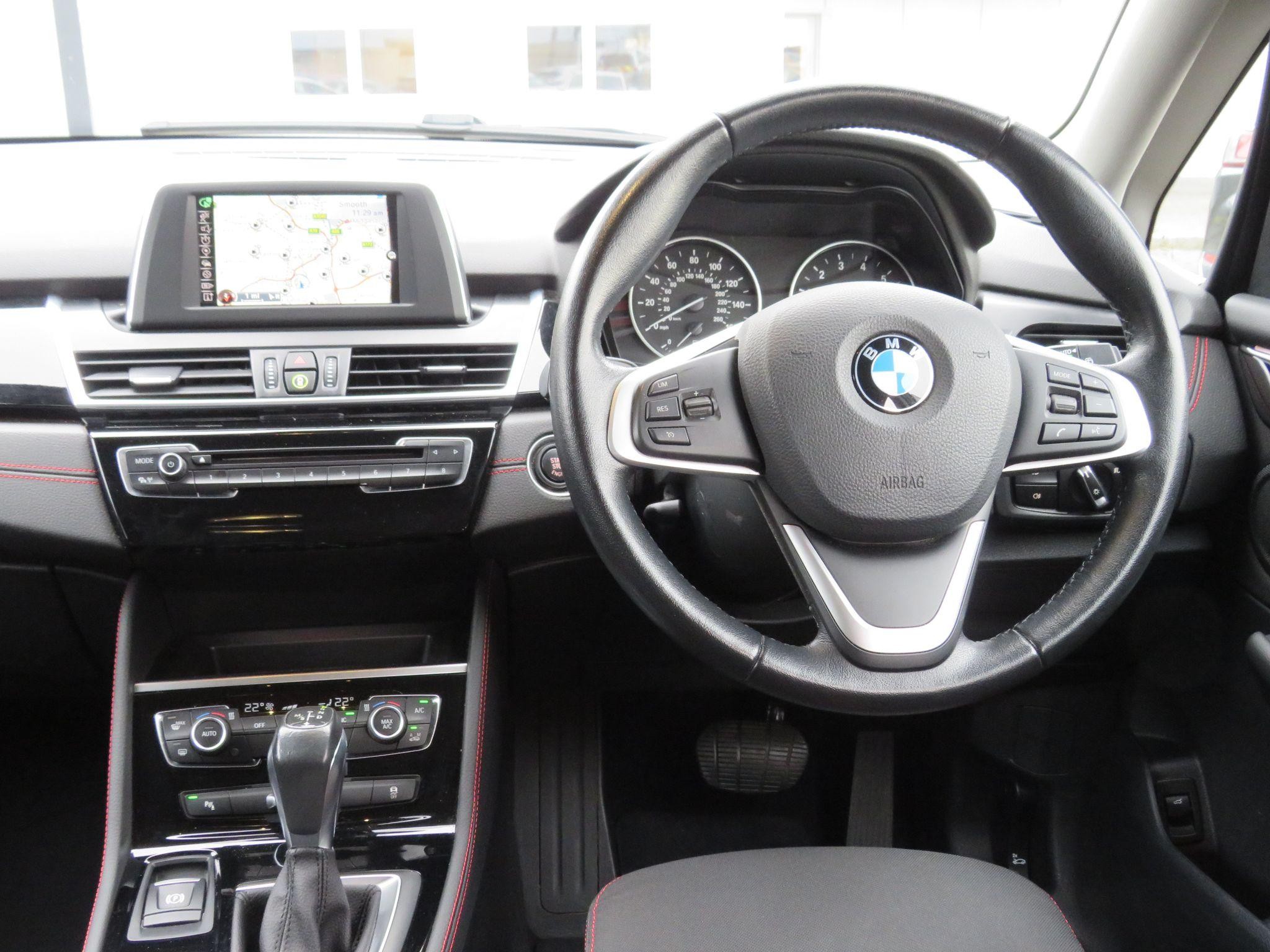 BMW 2 Series Active Tourer Image 12