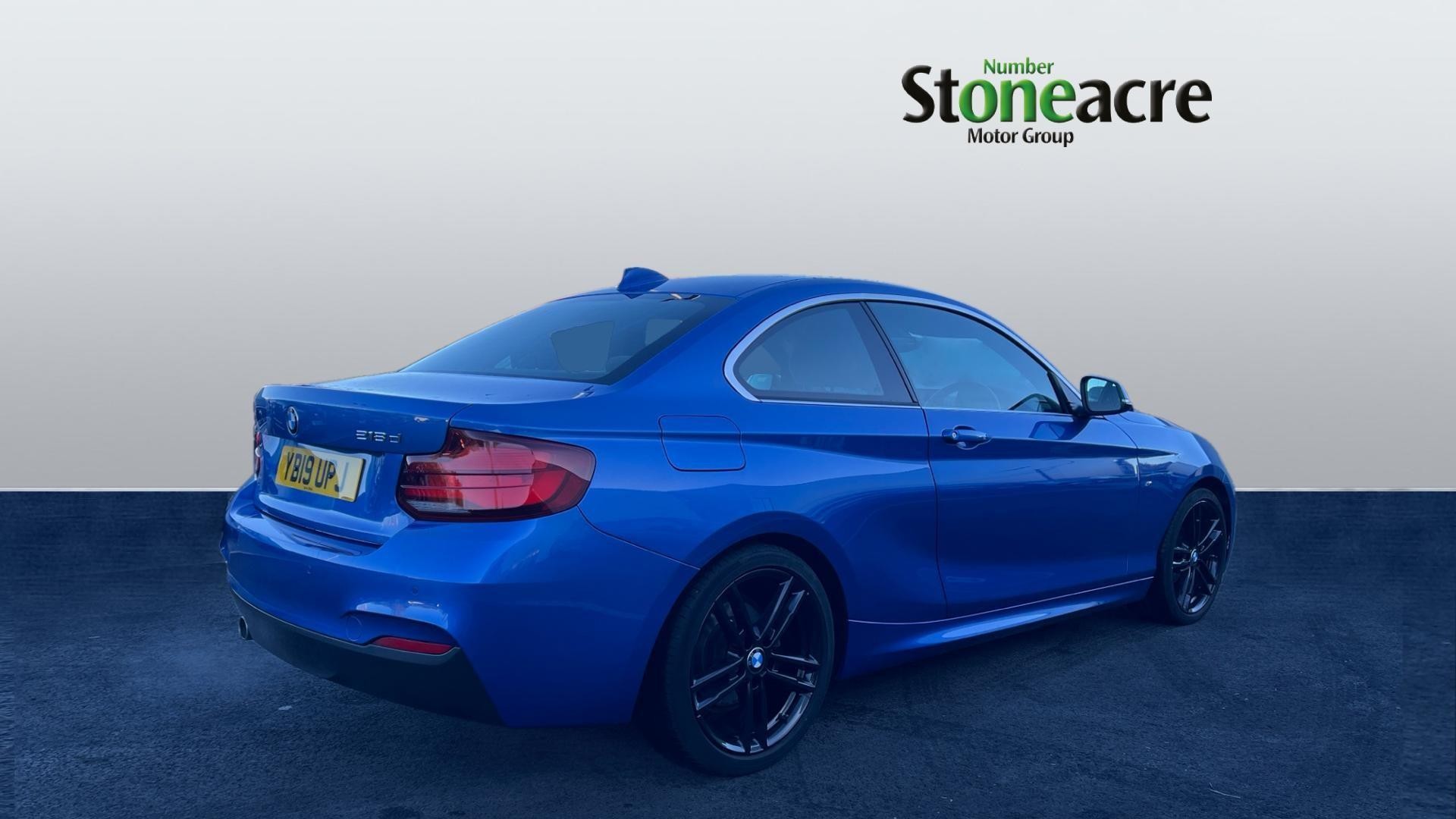 BMW 2 Series Image 7